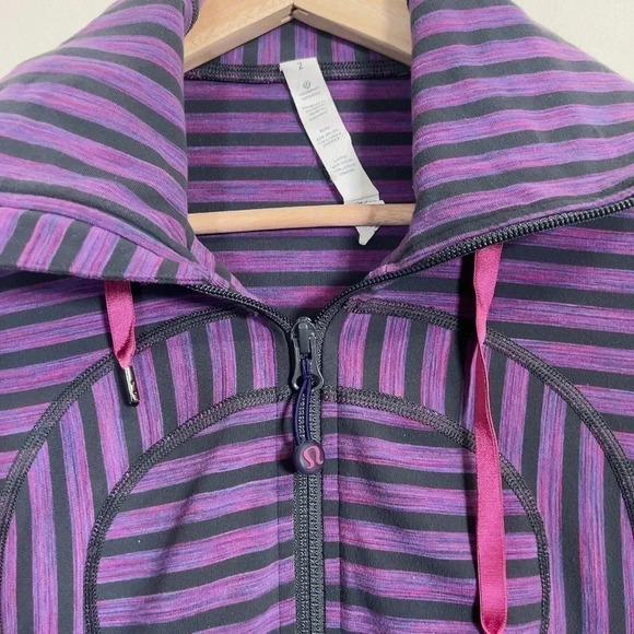 LULULEMON  | STRIDE JACKET IN PURPLE STRIPES - Picture 9 of 12